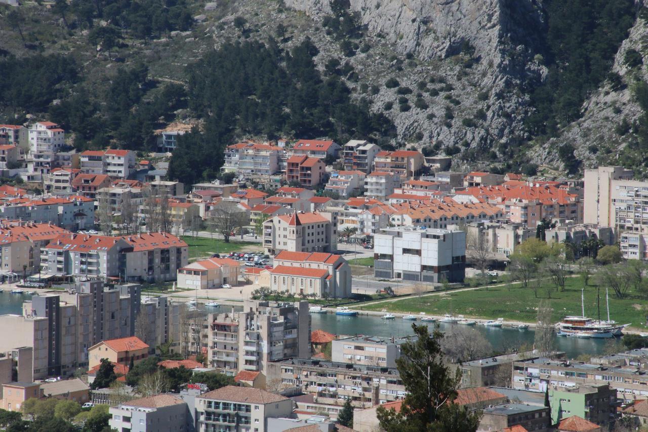 Apartments Milina Omiš Eksteriør bilde