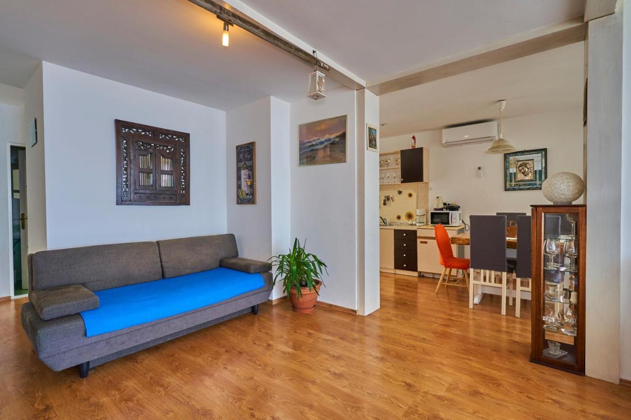 Apartments Milina Omiš Eksteriør bilde