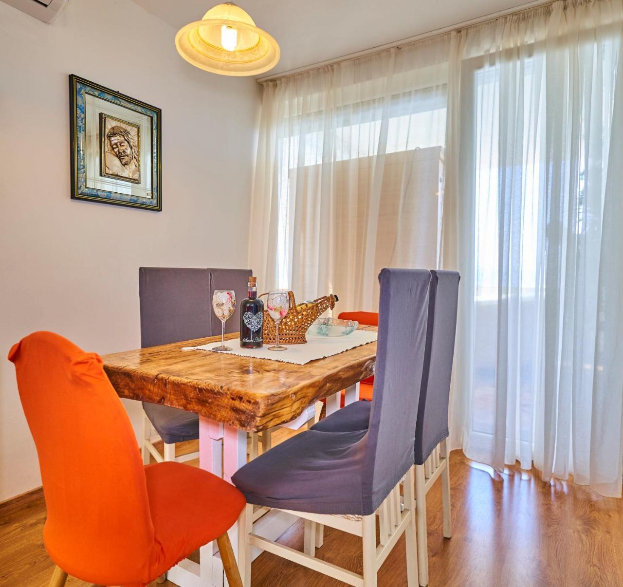 Apartments Milina Omiš Eksteriør bilde